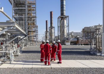 ارتفاع إنتاج وقود السيارات في سلطنة عمان بنسبة 0.9 %