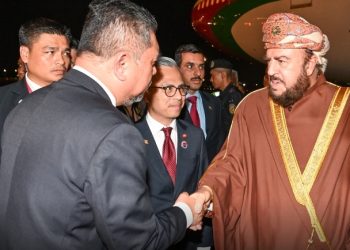 سمو السيد أسعد يصل إلى ماليزيا