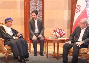 الرئيس الإيراني يستقبل سمو السيد فهد