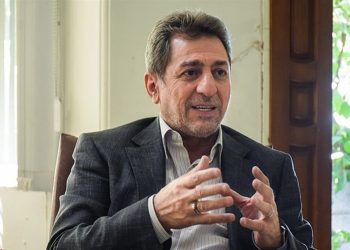 مدير المركز العربي للدراسات الإيرانية: زيارة بزشكيان إلى سلطنة عمان ستفتح آفاق شراكة جديدة بين البلدين