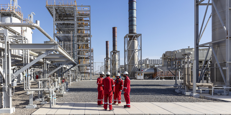 وقود السيارات العادي في سلطنة عُمان يقفز 13 %