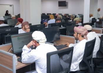 “العمل” تجري اختبارات ومقابلات لعدد من الوظائف الشاغرة في الوحدات الحكومية