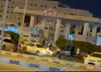 استيقاف مقيم دهسَ رفاقه برعونة في صلالة