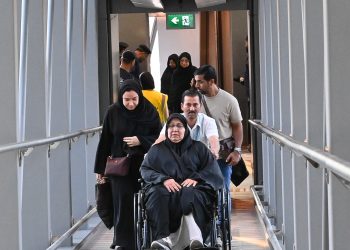 حمد بن هلال الخصيبي يكتب: السلطان الإنسان.. أبناء الوطن يعودون إلى حضن عُمان