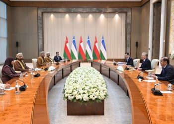 اللجنة العُمانية الأوزبكية تناقش تعزيز التعاون التجاري والاقتصادي بين البلدين