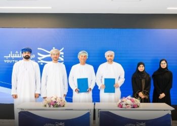 توقيع اتفاقيتين لدعم العمل الحر والتصوير الاحترافي للشباب العُماني