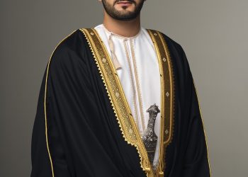 السيد ذي يزن يطلق شارة بدء برنامج الانضباط العسكري لطلبة المدارس