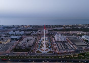 وكالةُ موديز ترفع التصنيف الائتماني لسلطنة عُمان إلى الجدارة الاستثمارية