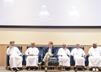 تدشين مشروع برنامج “مسرعات الفضاء”