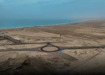 إسناد مشروع الطريق الساحلي بالمنطقة السياحية بالدقم