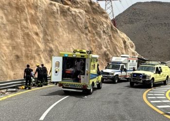 وفاة 3 أشخاص في حادث تدهور مركبة ب‎الجبل الأخضر