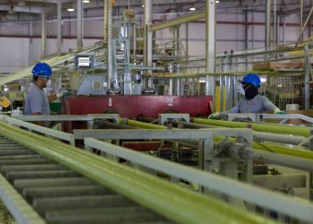 توطين 20 مشروعًا بمدينة صحار الصناعية خلال النصف الأول من 2025