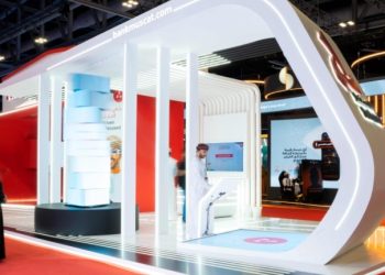 استمتع بتجربة تفاعلية مميزة مع جناح بنك مسقط في معرض كومكس 2025