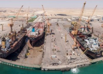 2.1 % نموُّ بالناتج المحلي الإجمالي في سلطنة عُمان بالأسعار الثابتة