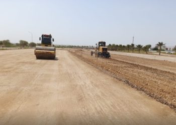 إنجاز 34 % من مشروع ازدواجية طريق “دوار الغاز” بولاية صور