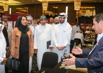 ملتقى تجاري للشركات العُمانية والقطرية