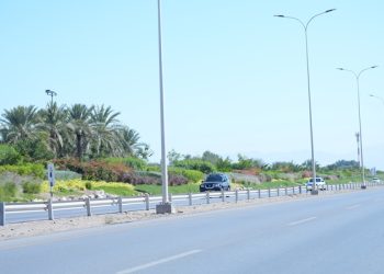 إسناد مشروع تطوير طريق الموج والجزء المرتبط به من طريق 18 نوفمبر