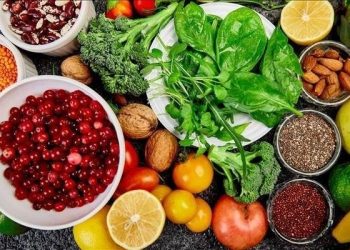 أطعمة لتنقية الجسم من السموم