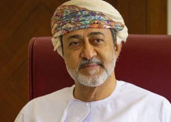 منح جلالة السلطان ميداليّتيْن تذكاريّتيْن من رئيسي مجلسي الشيوخ والنواب في إسبانيا