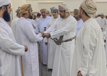 بالصور.. وفد مبعوث من السيدة الجليلة يعزّي في وفاة عائلة العامرات
