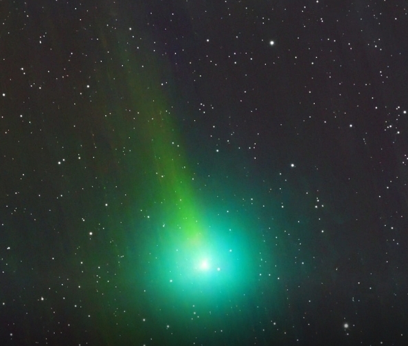 رصد مذنّب سوان في سماء سلطنة عُمان