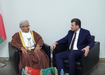 سلطنة عُمان والجزائر تبحثان سبل تعزيز التعاون الزراعي والسمكي