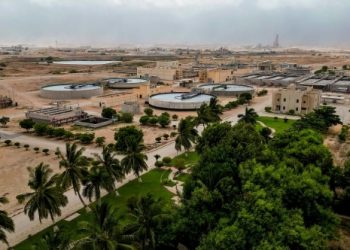 بأكثر من 137 مليون ريال عُماني.. تنفيذ مشروعات للمياه والكهرباء والصرف الصحي بظفار