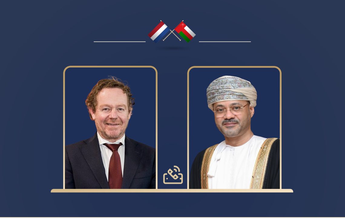 وزير الخارجية يبحث مع نظيره الهولندي مستجدات القضايا الإقليمية والدولية