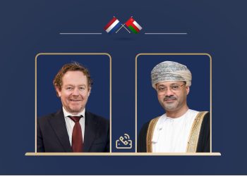 وزير الخارجية يبحث مع نظيره الهولندي مستجدات القضايا الإقليمية والدولية