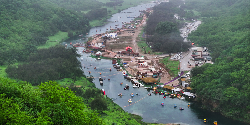 موسم خريف ظفار يتوَّج في لندن بجائزة “الوجهة السياحية المتميزة لعام 2025”