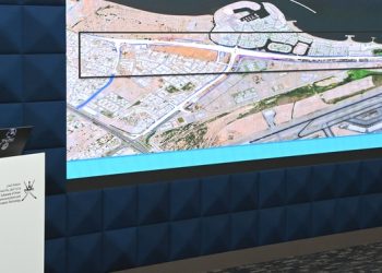 التوقيع على اتفاقية مشروع تطوير طريق الموج بمسقط