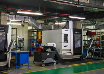 بدء تنفيذ المرحلة الثانية من مشروع “مصانع الإنتاج الذكي”