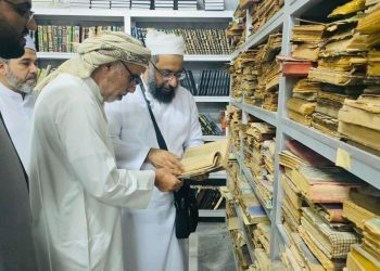 بدر بن سالم العبري يكتب: زيارة المدرسة الكمالية في قشم بجنوب إيران