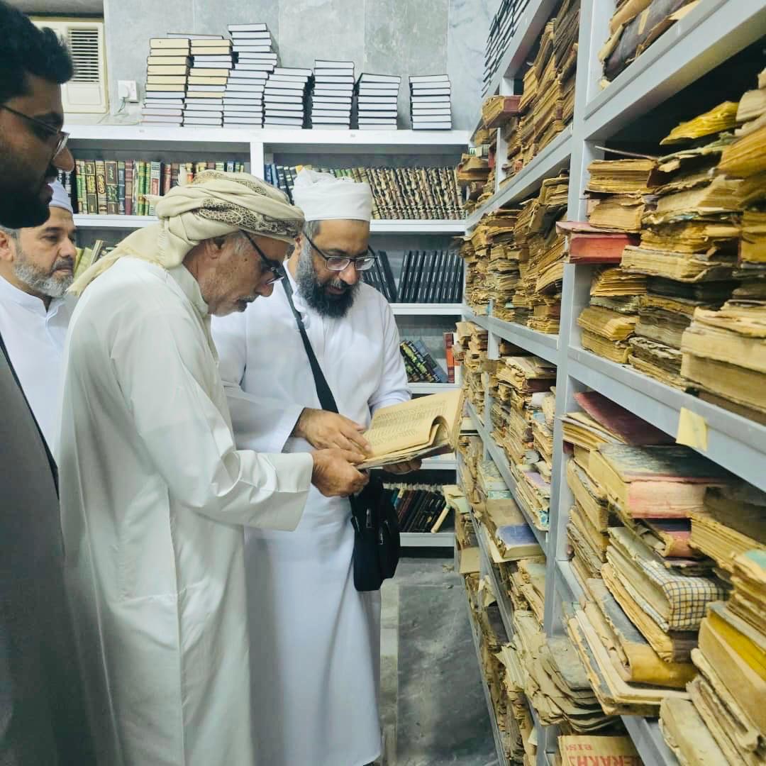 بدر بن سالم العبري يكتب: زيارة المدرسة الكمالية في قشم بجنوب إيران
