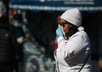 أطباء يحذرون: سلالة جديدة «شرسة» من الإنفلونزا تجتاح العالم