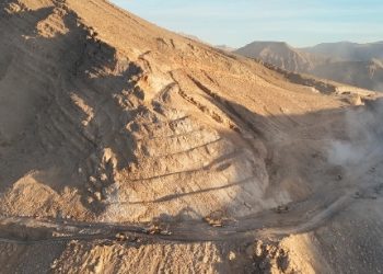 50 % نسبة إنجاز طريق عقبة وادي بني خالد