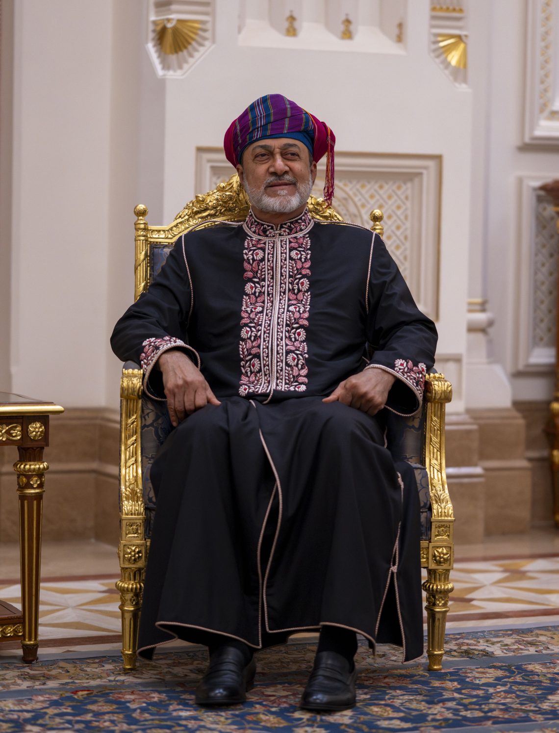 وزيرا داخلية سلطنة عمان ولبنان يناقشان تعزيز التنسيق بين البلدين