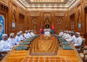 بالصور.. تفاصيل لقاء جلالة السلطان برئيس وأعضاء مكتب مجلس الشورى