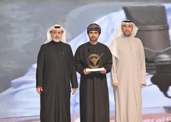 إذاعة سلطنة عُمان تفوز بجائزة الكويت للإبداع عن برنامج “استوديو الظهيرة”