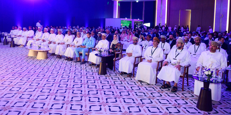 سلطنة عُمان تقود النقاش العالمي لمستقبل تطوير صناعة الرقائق الإلكترونية