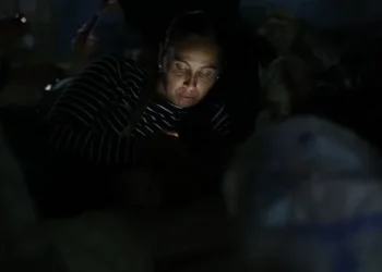 ماذا يحدث للمخ في حالة عدم النوم ليلا؟