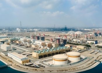 بتكلفة 300 مليون ريال.. منتدى صحار للاستثمار يُعلن عن طرح 50 فرصة استثمارية