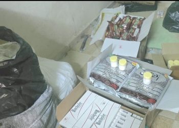 ضبط أكثر من ٤ آلاف علبة تبغ وسجائر ممنوعة بمحافظة الداخلية