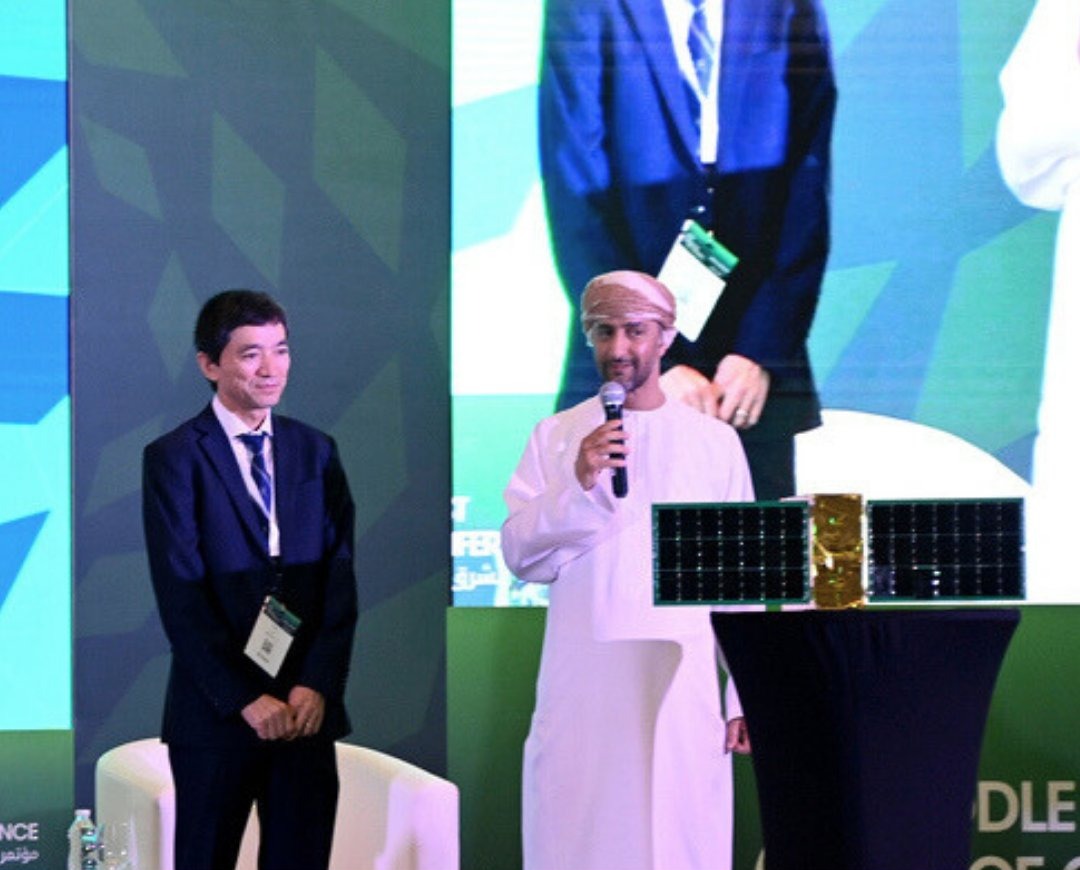 إطلاق برنامج وطني لتطوير وتجميع قمر صناعي