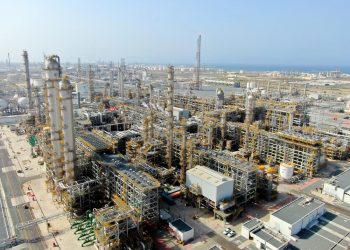 أوكيو للمصافي والصناعات البترولية تحقق أداءً قياسيًّا في 2025