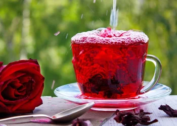 تعرف على فوائد شرب الكركديه يوميا