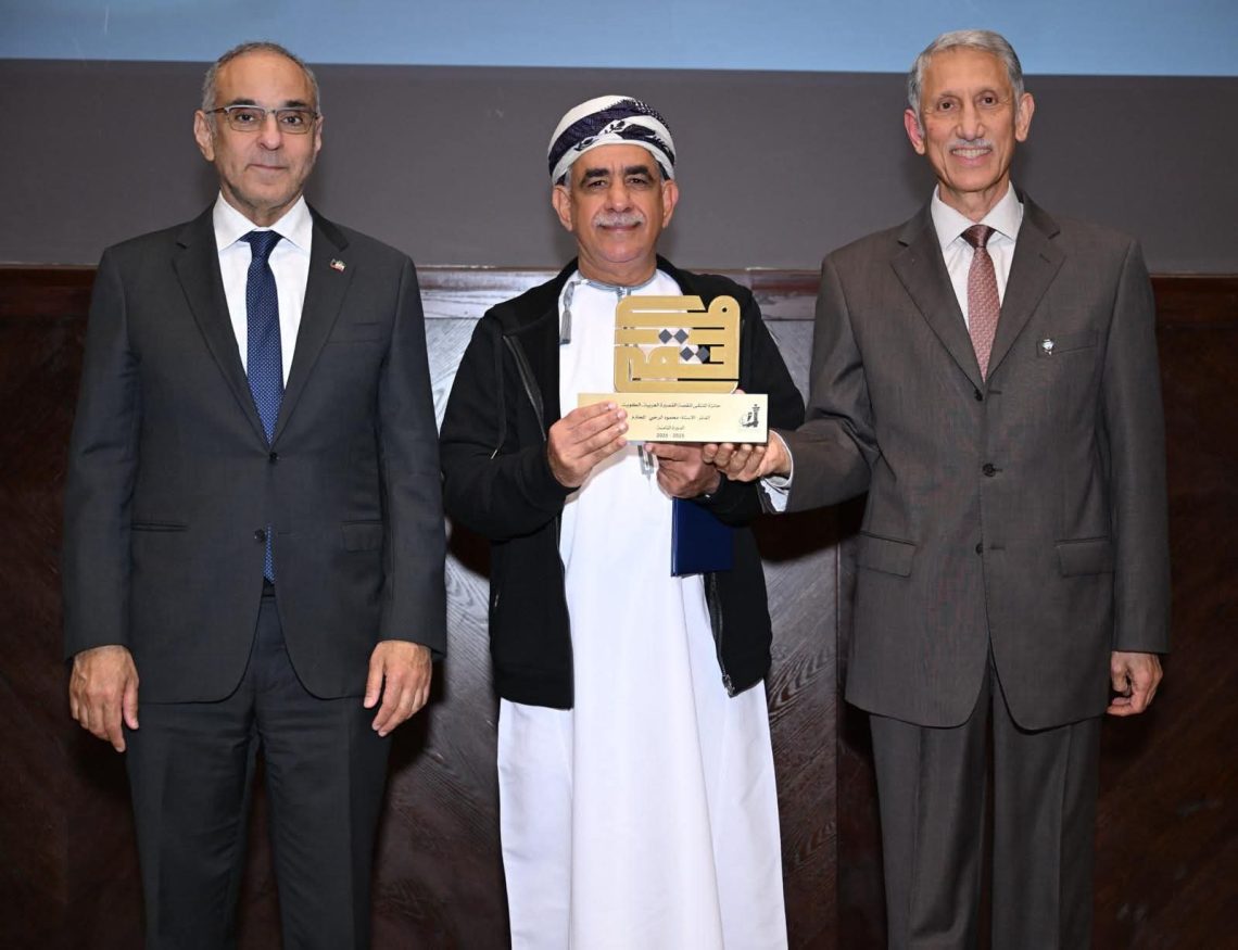 محمود الرحبي يفوز بجائزة الملتقى للقصة القصيرة عن “لا بار في شيكاغو”