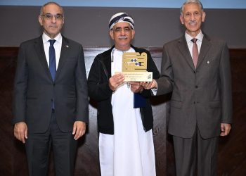 محمود الرحبي يفوز بجائزة الملتقى للقصة القصيرة عن “لا بار في شيكاغو”