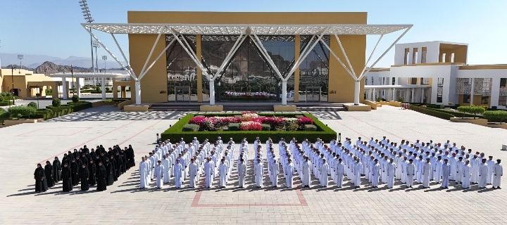 شرطة عُمان السلطانية تستقبل دفعة جديدة من المواطنين والمواطنات