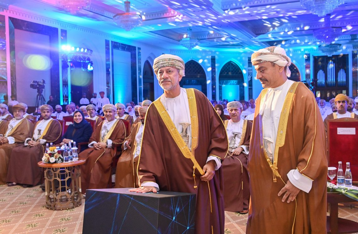 إطلاق “المرصد الصناعي” ومنصة “اعتمد” ضمن الاحتفال بيوم الصّناعة العُمانية